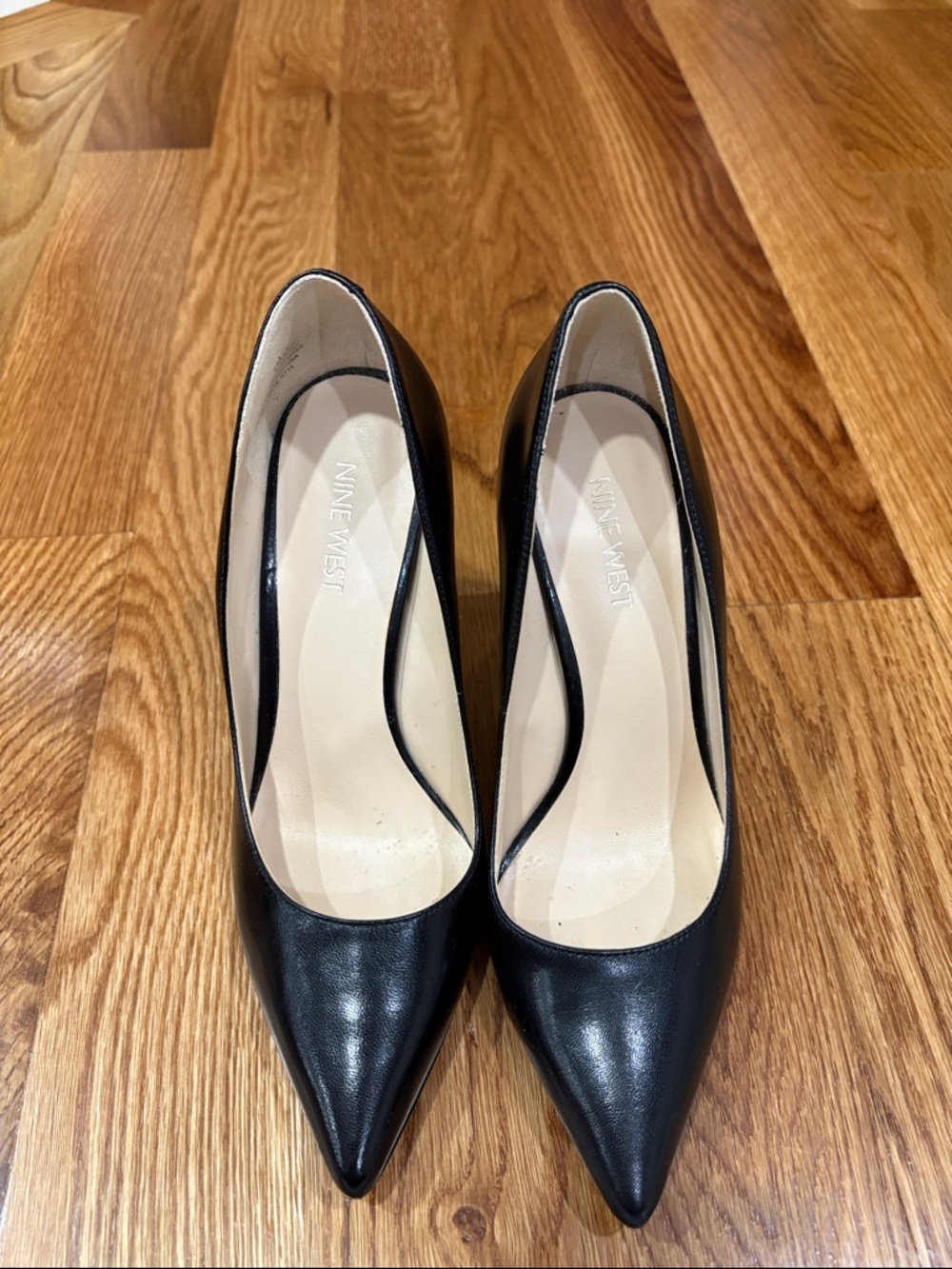 Nine West Tatiana Black Pointed genuine Leather stiletto classic pumps size 7